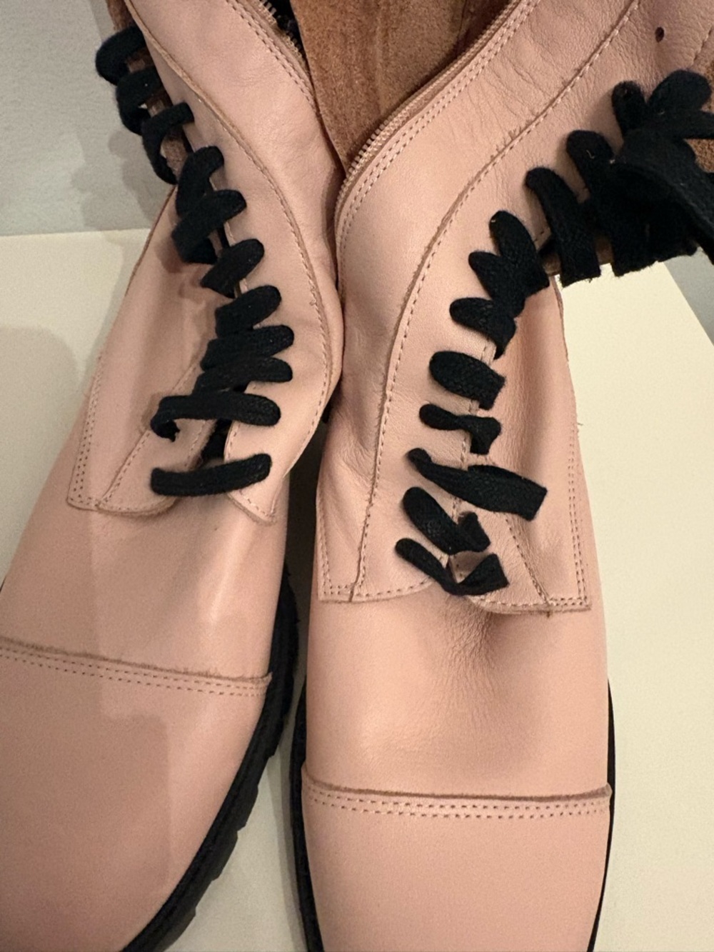Zara Pink Leather Lace-Up Ankle Boots with Black Lug Sole - Picture 5 of 9